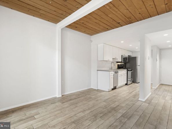 870 N 28TH Street 115, Philadelphia PA 19130