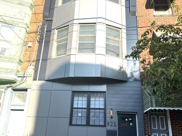 925 S 11TH Street, Philadelphia PA 19147