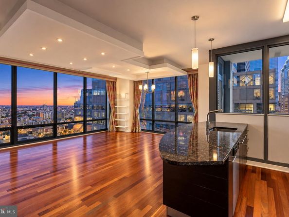 2101 Market 3507, Philadelphia PA 19103