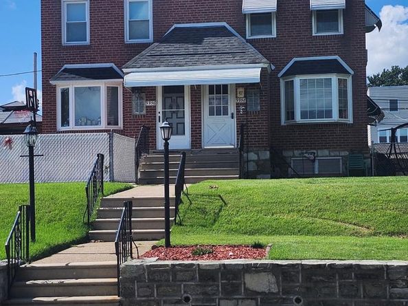 9958 Ferndale Street, Philadelphia PA 19115
