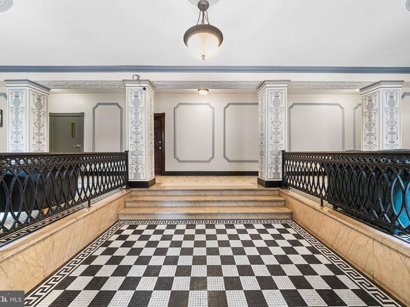 5112 Connecticut Ave. NW 209, Washington DC 20008