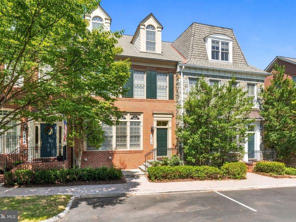 1412 Harvest Crossing Drive, Mclean VA 22101
