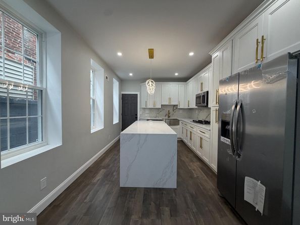 1822 S 21st Street, Philadelphia PA 19145