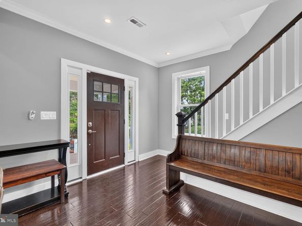 3717 30TH Place NE, Washington DC 20018