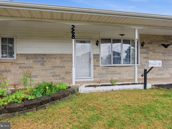 268 Blue Ridge Drive, Levittown PA 19057