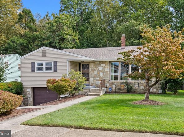 142 Greycourt Road, Philadelphia PA 19115