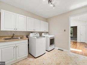 1980 Terwood Road, Huntingdon Valley PA 19006