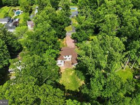 1980 Terwood Road, Huntingdon Valley PA 19006