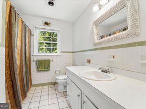 1980 Terwood Road, Huntingdon Valley PA 19006