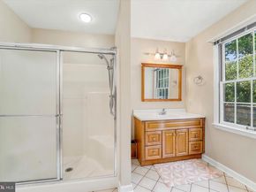 1980 Terwood Road, Huntingdon Valley PA 19006