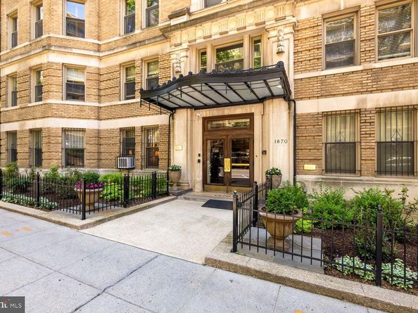 1870 Wyoming Avenue NW 104, Washington DC 20009
