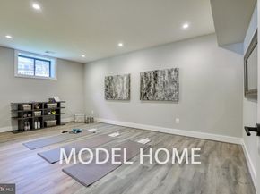 2101 Grayson Place, Falls Church VA 22043