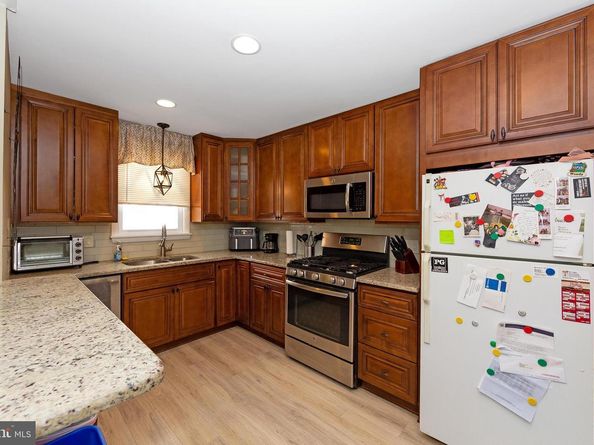 621 Benson Street, Philadelphia PA 19111