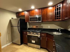 1027 N 4TH Street H, Philadelphia PA 19123