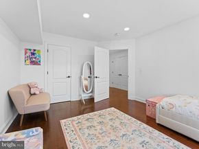 120 Dickinson Street E, Philadelphia PA 19147