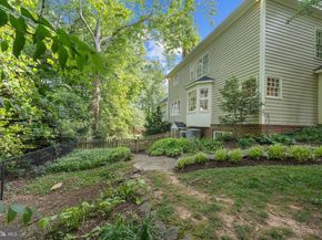 4928 Little Falls Road, Arlington VA 22207