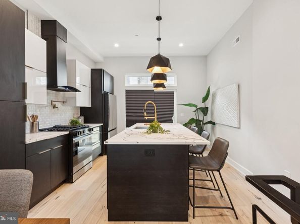 1518 S Bambrey Street, Philadelphia PA 19146