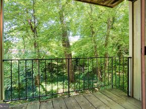 7717 Inversham Drive 116, Falls Church VA 22042