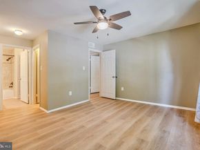 7717 Inversham Drive 116, Falls Church VA 22042