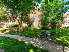 1811 Key Boulevard 10532, Arlington VA 22201