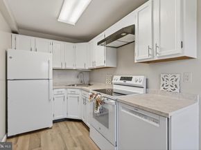 1811 Key Boulevard 10532, Arlington VA 22201