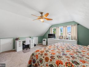 44 Quickset Road, Levittown PA 19057