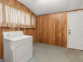 44 Quickset Road, Levittown PA 19057
