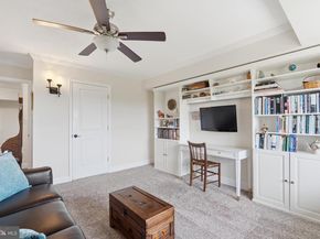 3800 Powell Lane 1219, Falls Church VA 22041