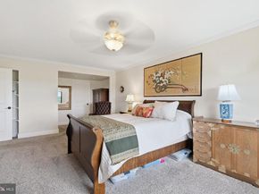 3800 Powell Lane 1219, Falls Church VA 22041