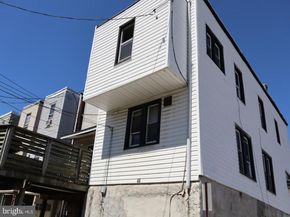 45 Golf Road, Upper Darby PA 19082