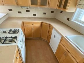 45 Golf Road, Upper Darby PA 19082