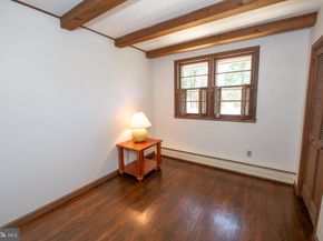 423 Brownsburg Road W, Newtown PA 18940