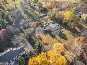 423 Brownsburg Road W, Newtown PA 18940