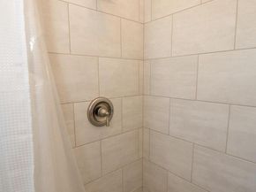 423 Brownsburg Road W, Newtown PA 18940