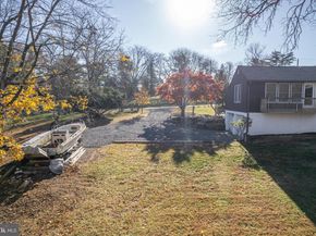 423 Brownsburg Road W, Newtown PA 18940