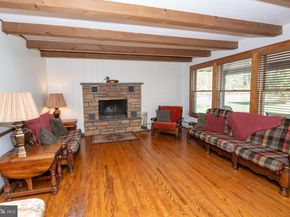 423 Brownsburg Road W, Newtown PA 18940