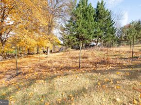 423 Brownsburg Road W, Newtown PA 18940