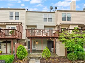 917 Rolfe Place, Alexandria VA 22314