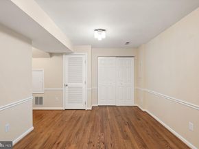 917 Rolfe Place, Alexandria VA 22314