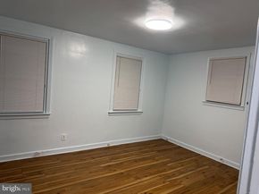 1109 Fanshawe Street, Philadelphia PA 19111