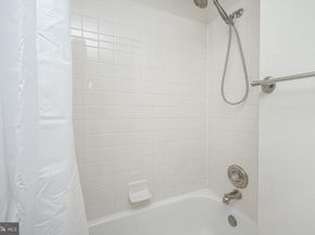315 New Street 604, Philadelphia PA 19106