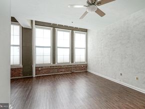 315 New Street 604, Philadelphia PA 19106