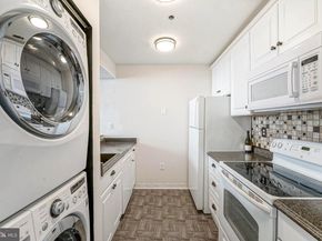 315 New Street 604, Philadelphia PA 19106