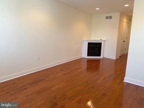 1007 S 7TH Street, Philadelphia PA 19147