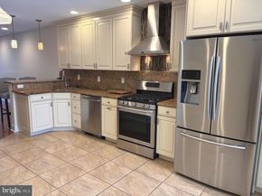 1007 S 7TH Street, Philadelphia PA 19147