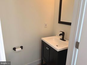 1007 S 7TH Street, Philadelphia PA 19147