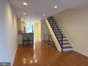 1007 S 7TH Street, Philadelphia PA 19147