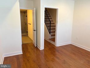 1007 S 7TH Street, Philadelphia PA 19147