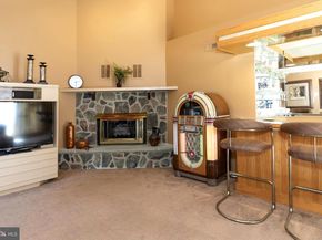 36 Summer Place, Huntingdon Valley PA 19006