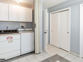 36 Summer Place, Huntingdon Valley PA 19006